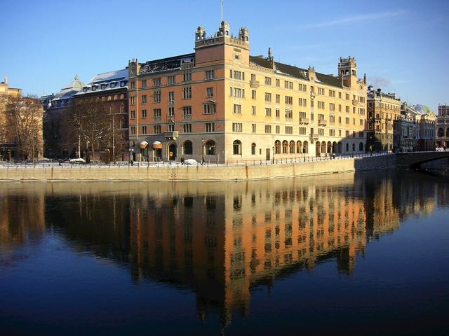 Har svenska regeringen tagit ställning i mastfrågor?